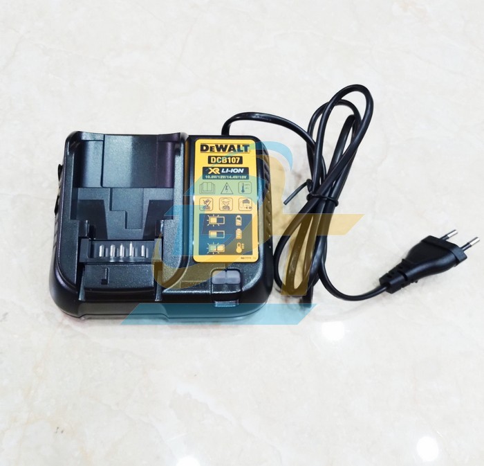 Sạc đa năng 10.8V-18V Dewalt DCB107-B1  DEWALT | Giá rẻ nhất - Công Ty TNHH Thương Mại Dịch Vụ Đạt Tâm