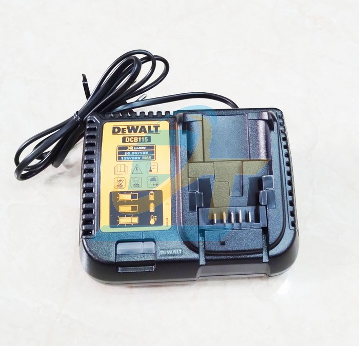 Sạc đa năng 10.8V-18V Dewalt DCB115-KR