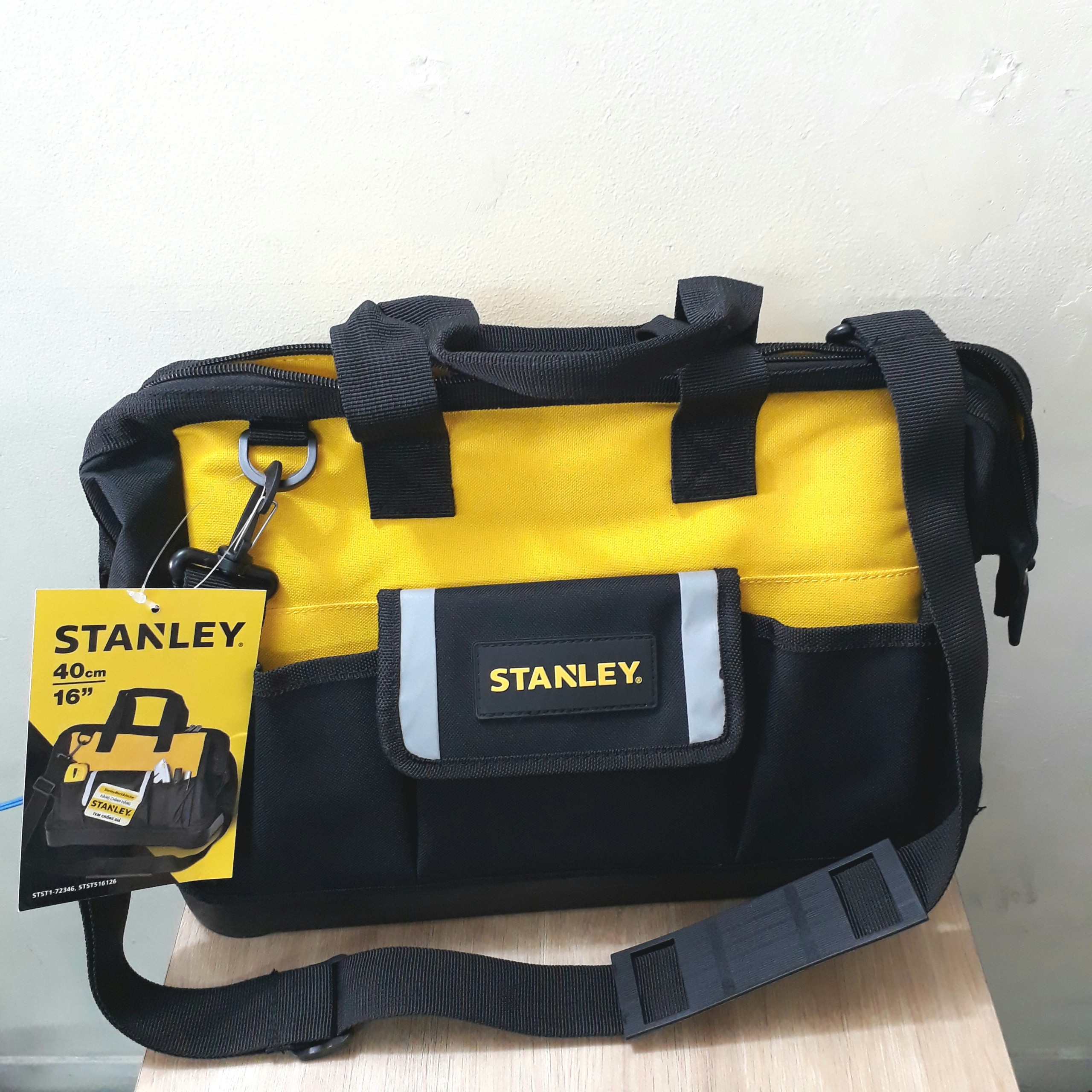 Túi đựng đồ nghề 16" Stanley STST516126 STST516126 Stanley | Giá rẻ nhất - Công Ty TNHH Thương Mại Dịch Vụ Đạt Tâm