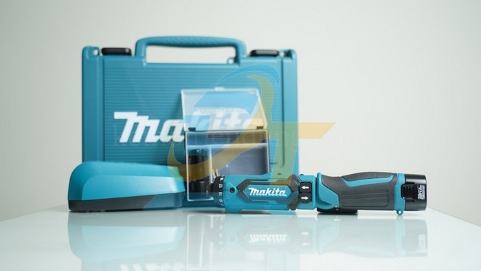 Máy vặn vít dùng pin Makita 7.2V DF012DSE DF012DSE Makita | Giá rẻ nhất - Công Ty TNHH Thương Mại Dịch Vụ Đạt Tâm
