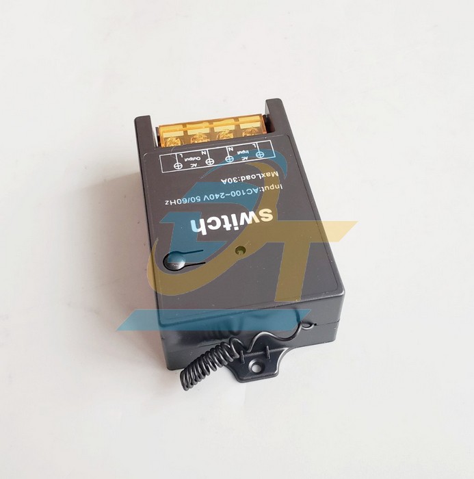 Bộ công tắc điều khiển từ xa 100m 3000W 30A 220V (2 Remote)  China | Giá rẻ nhất - Công Ty TNHH Thương Mại Dịch Vụ Đạt Tâm