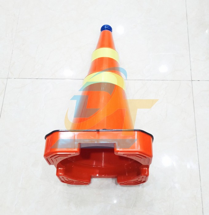 Cột chia làn đường (Cọc tiêu giao thông) hình chóp 68cm  VietNam | Giá rẻ nhất - Công Ty TNHH Thương Mại Dịch Vụ Đạt Tâm