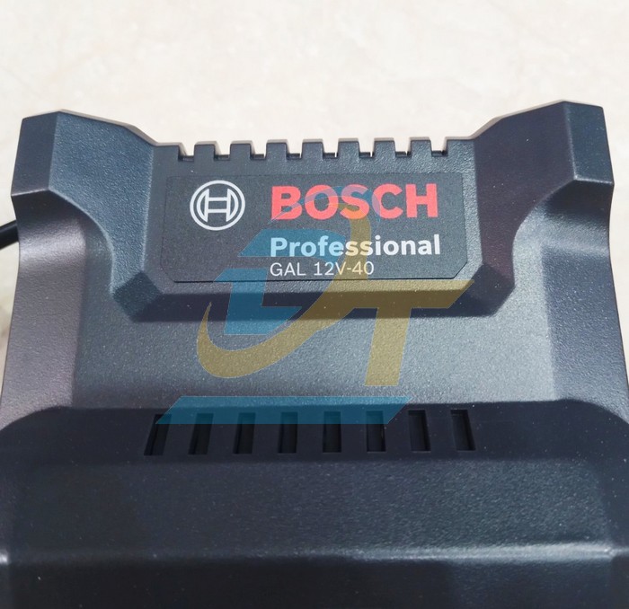 Sạc nhanh GAL 12V-40 Bosch 1600A01B8X  Bosch | Giá rẻ nhất - Công Ty TNHH Thương Mại Dịch Vụ Đạt Tâm