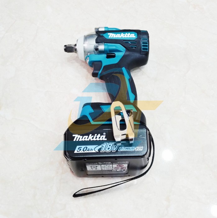 Máy siết bu lông dùng pin 18V Makita DTW300RTJ (Kèm 2 pin 5.0Ah + 1 sạc)  Makita | Giá rẻ nhất - Công Ty TNHH Thương Mại Dịch Vụ Đạt Tâm