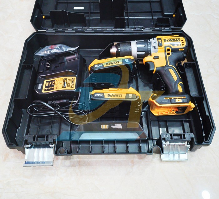 Máy khoan dùng pin 18V Dewalt DCD796D2 (Kèm 2 pin 2.0Ah + 1 Sạc)  DEWALT | Giá rẻ nhất - Công Ty TNHH Thương Mại Dịch Vụ Đạt Tâm