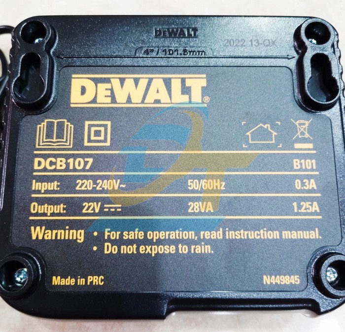 Máy khoan dùng pin 18V Dewalt DCD796D2 (Kèm 2 pin 2.0Ah + 1 Sạc)  DEWALT | Giá rẻ nhất - Công Ty TNHH Thương Mại Dịch Vụ Đạt Tâm