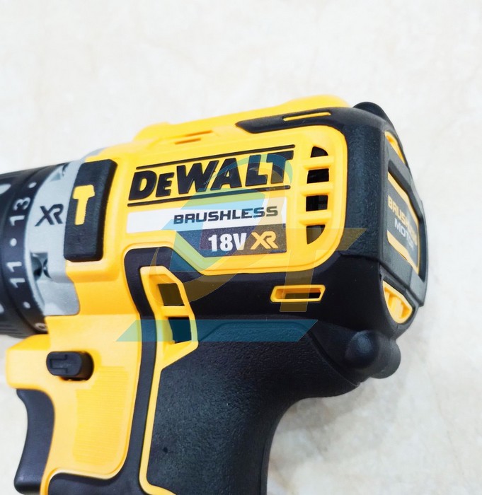 Máy khoan dùng pin 18V Dewalt DCD796D2 (Kèm 2 pin 2.0Ah + 1 Sạc)  DEWALT | Giá rẻ nhất - Công Ty TNHH Thương Mại Dịch Vụ Đạt Tâm