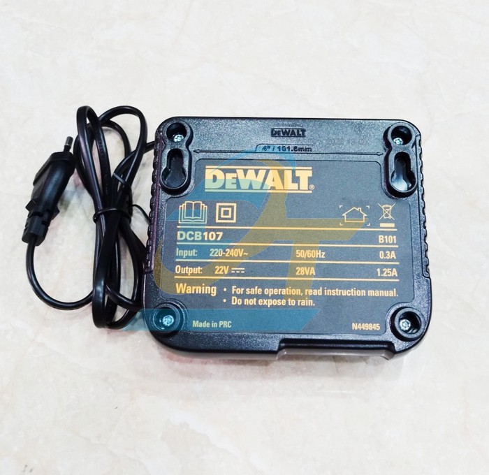 Sạc đa năng 10.8V-18V Dewalt DCB107-B1  DEWALT | Giá rẻ nhất - Công Ty TNHH Thương Mại Dịch Vụ Đạt Tâm