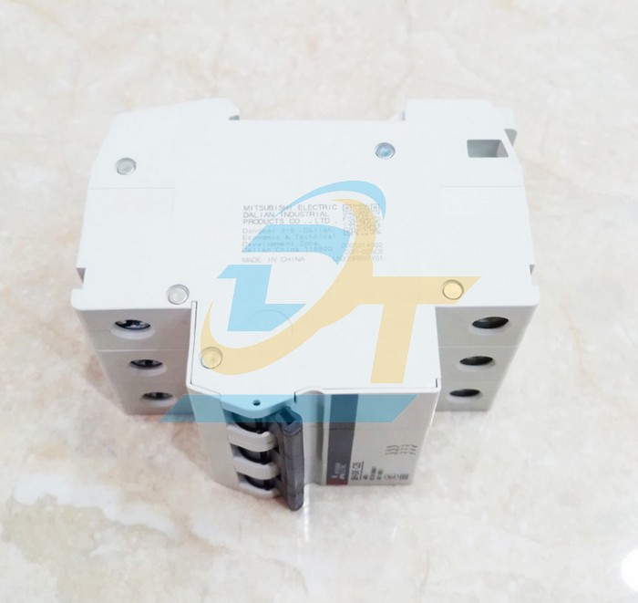 Cầu dao tự động MCB Mitsubishi BH-D6 (Type C N) 3P 25A 6kA  MITSUBISHI | Giá rẻ nhất - Công Ty TNHH Thương Mại Dịch Vụ Đạt Tâm