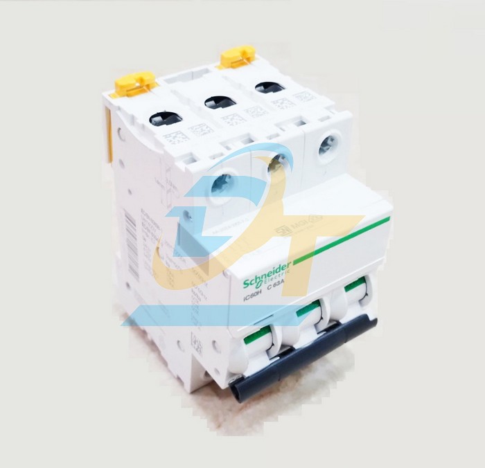 Cầu dao tự động MCB Acti9 3P 63A 10kA Schneider A9F84363 A9F84363 SCHNEIDER | Giá rẻ nhất - Công Ty TNHH Thương Mại Dịch Vụ Đạt Tâm